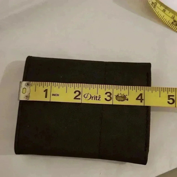 Dockers Trifold Wallet For Men Brown Color - Picture 10 of 10